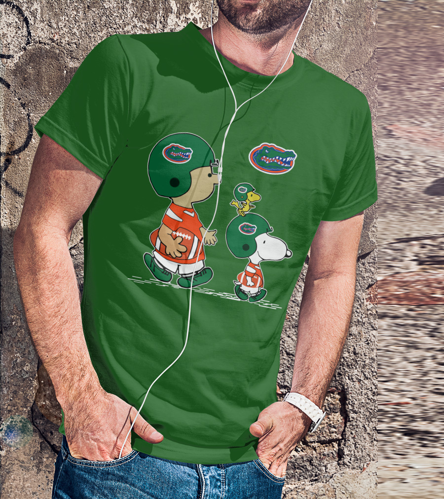 Florida Gators Snoopy And Woodstock Football Helmets T-Shirt