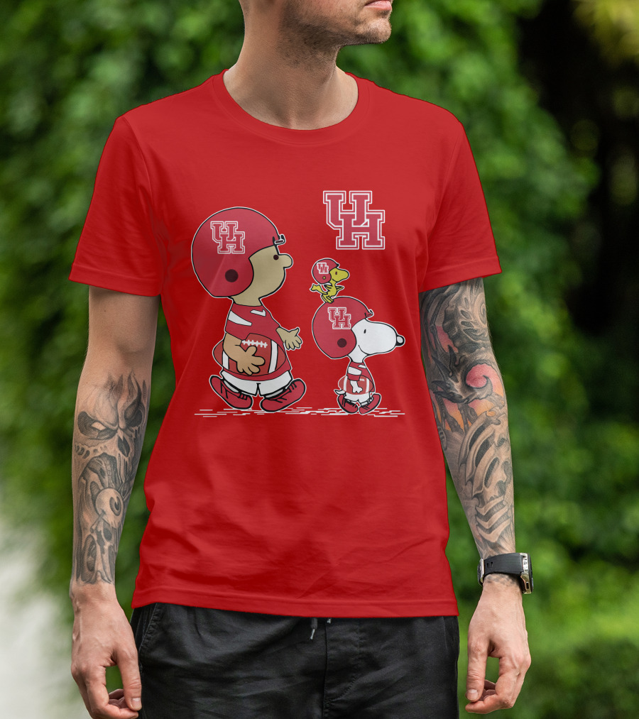 Houston Cougars Snoopy Peanuts Football Characters T-Shirt