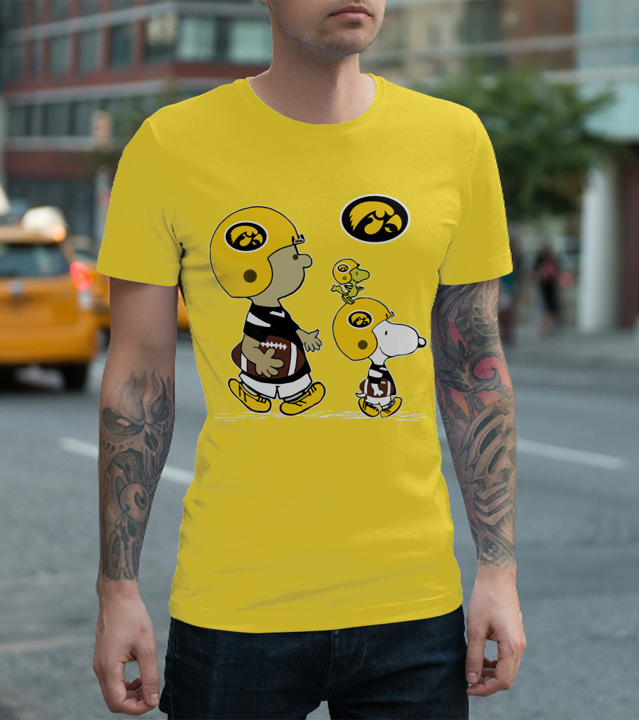 Iowa Hawkeyes Snoopy With Woodstock In Football Helmets T-Shirt