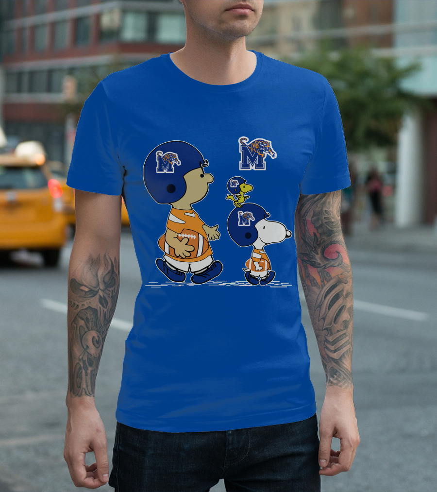 Memphis Tigers Snoopy Charlie Brown Woodstock Football Helmet T-Shirt