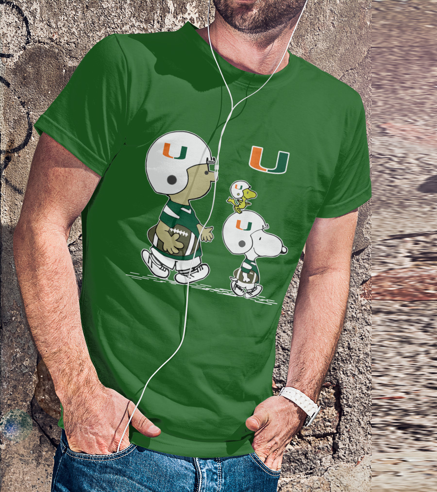Miami Hurricanes Snoopy And Woodstock Football Helmets Peanuts Comic T-Shirt