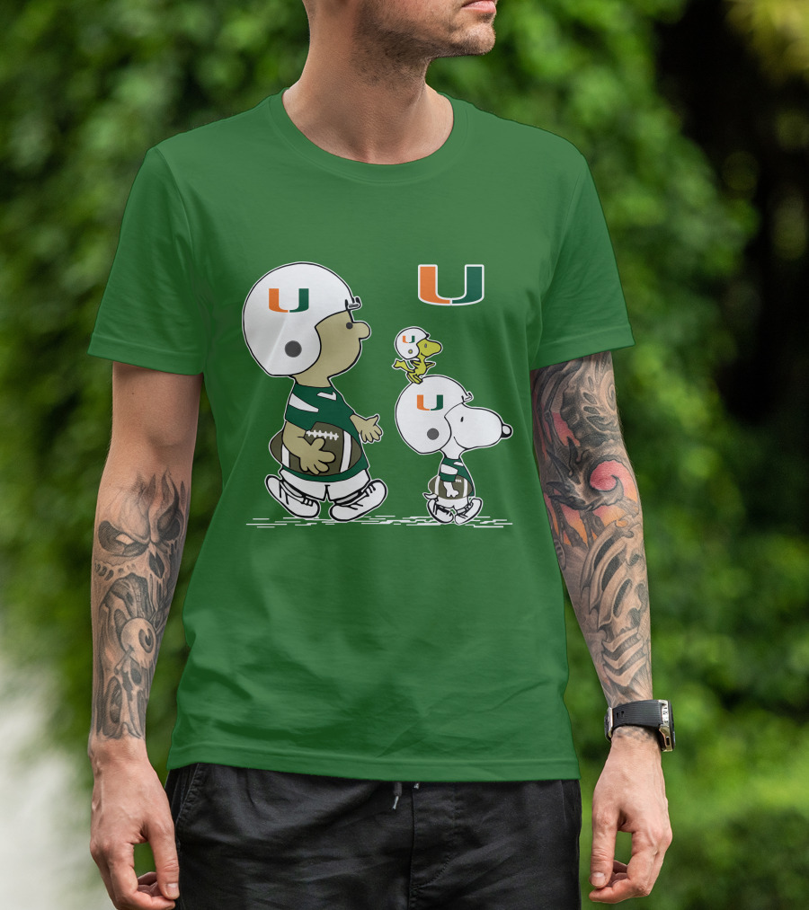 Miami Hurricanes Snoopy And Woodstock Football Helmets Peanuts Comic T-Shirt