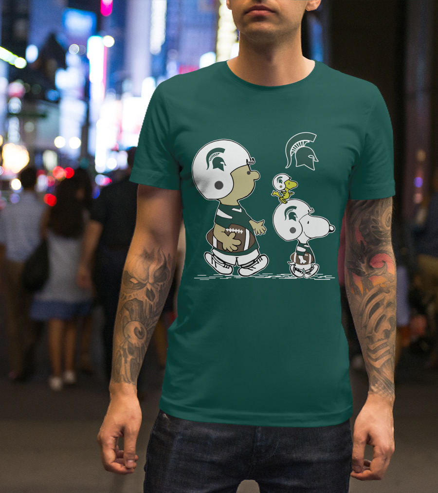 Michigan State Spartans Snoopy And Woodstock Football Gear T-Shirt