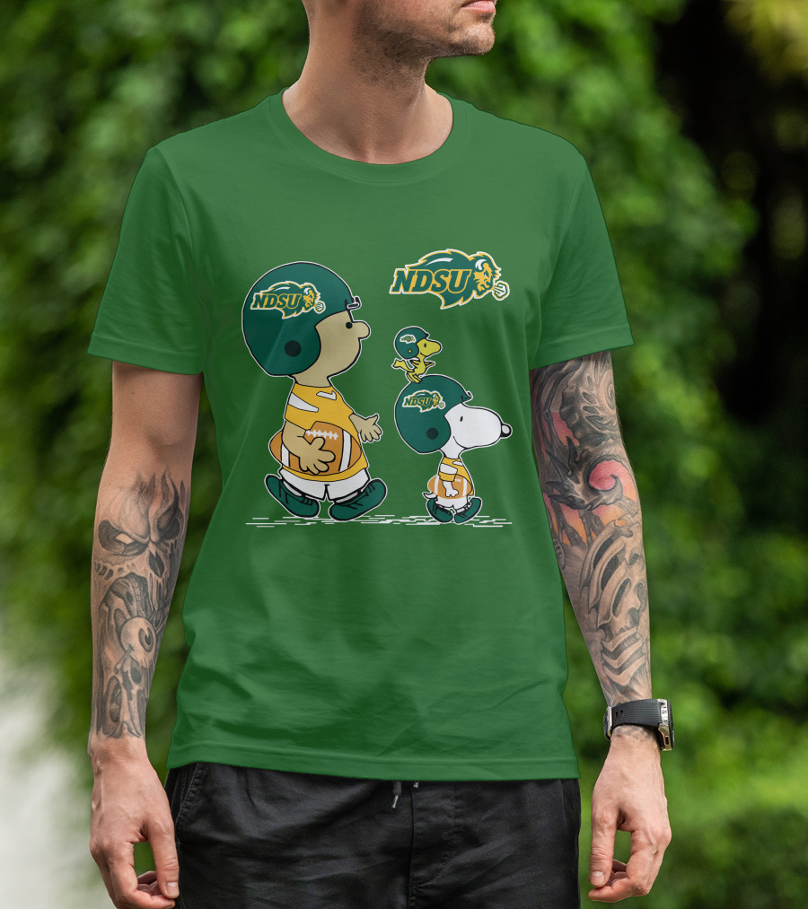 NDSU Snoopy And Woodstock Football Pee Wee Herman T-Shirt