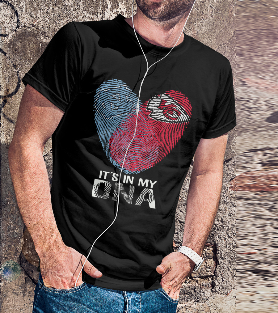 It's In My DNA North Carolina Tar Heels And Chiefs Fingerprint Heart T-Shirt