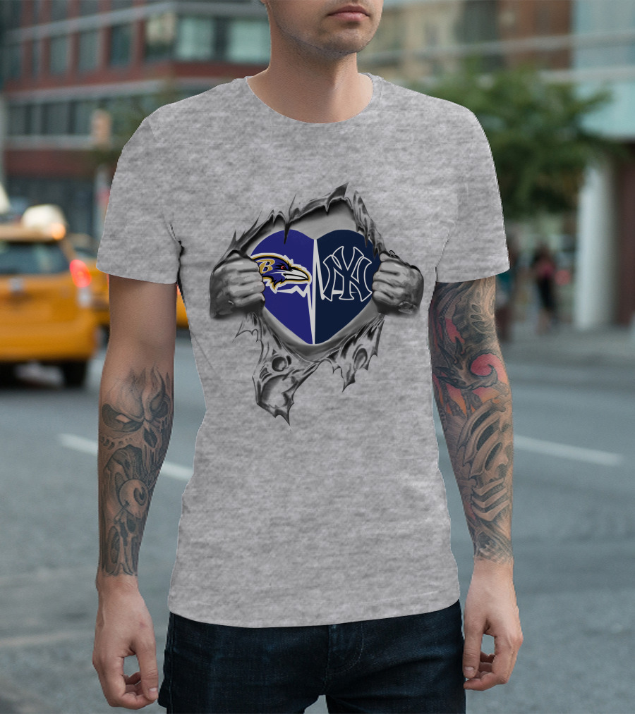 Ravens Yankees Heart Torn-Edge T-Shirt