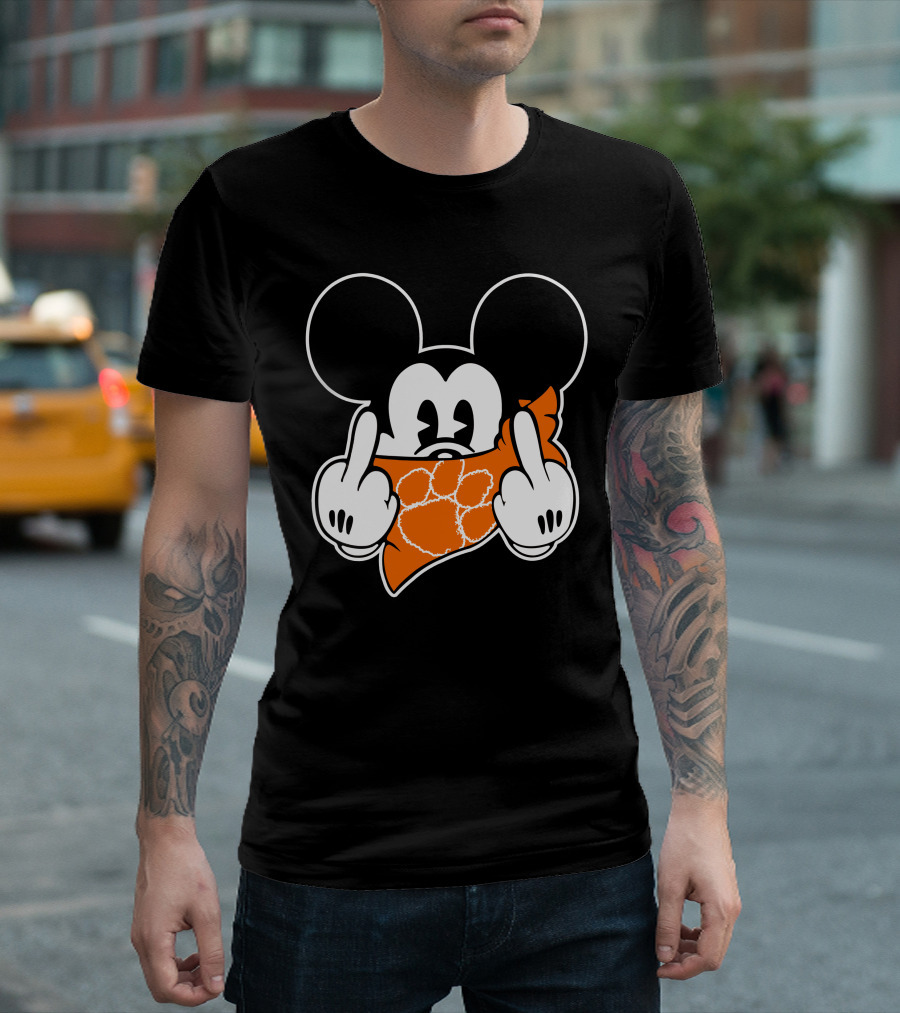 Clemson Tigers Mickey Mouse Face Mask Gesture T-Shirt