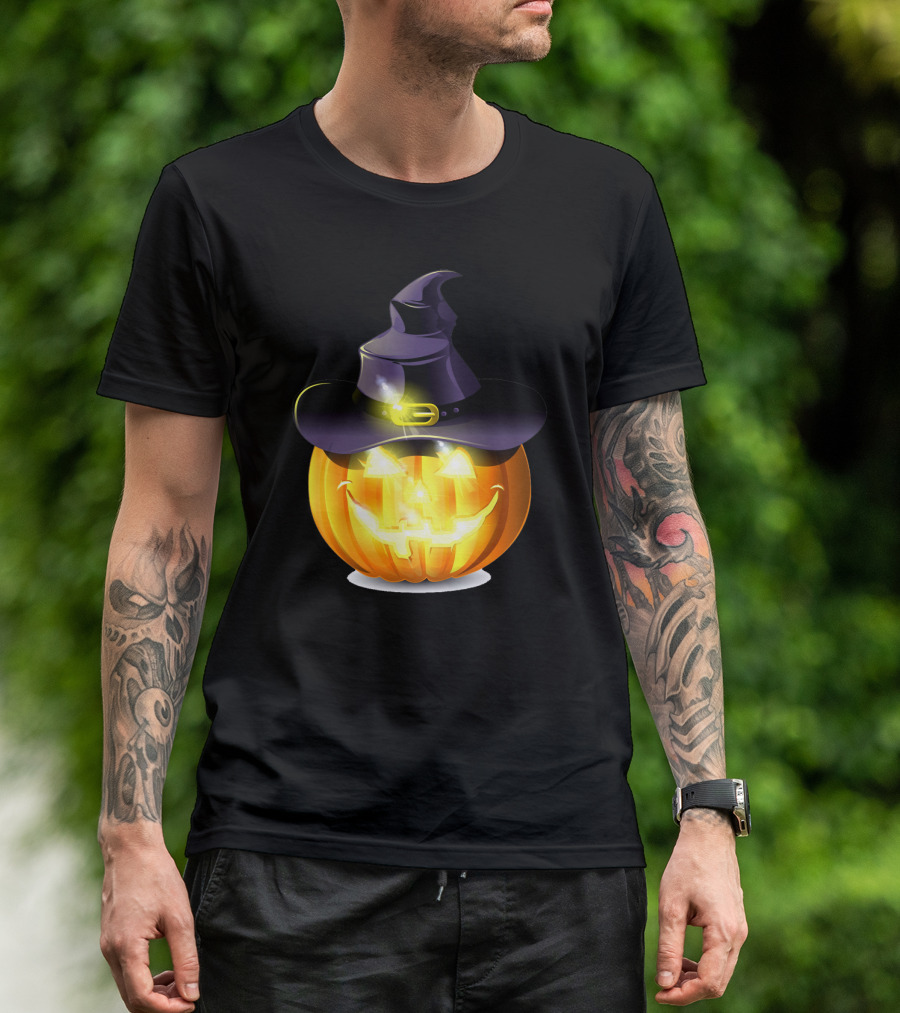 Halloween Pumpkin With Witch Hat And Glowing Smile T-Shirt