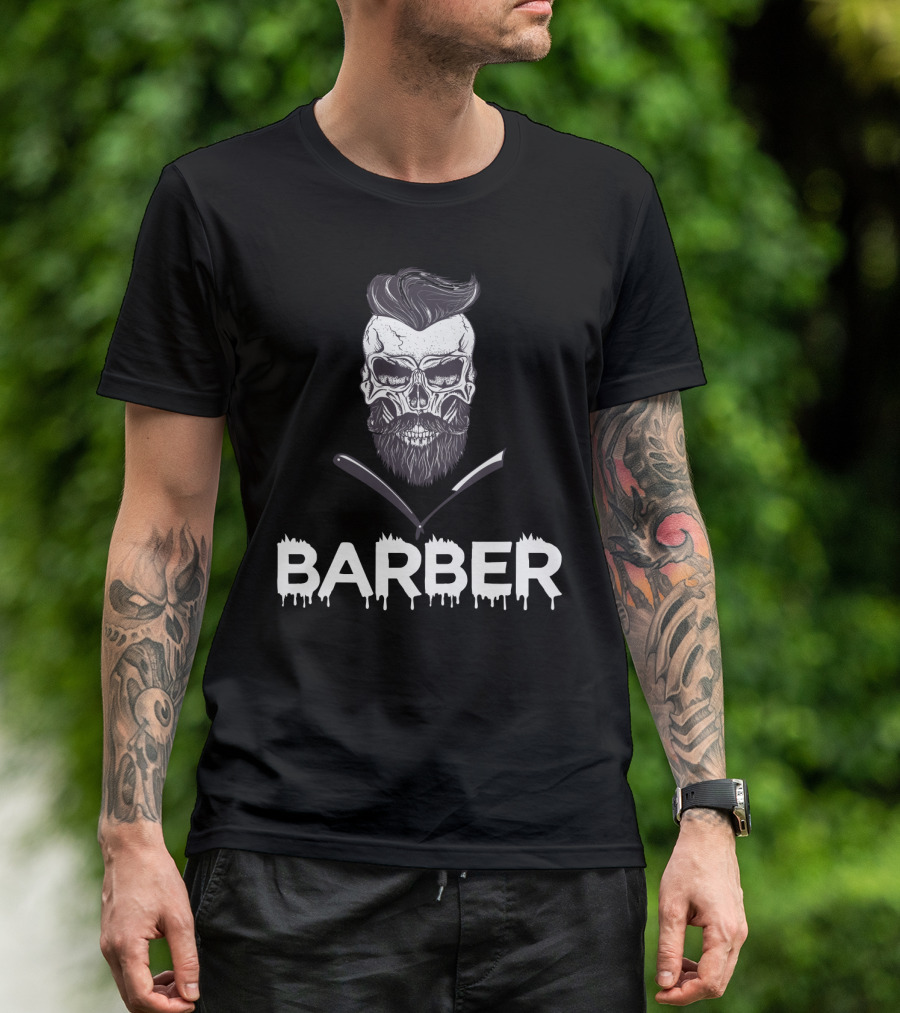 Barber Skull With Straight Razors Halloween Hairstylist T-Shirt