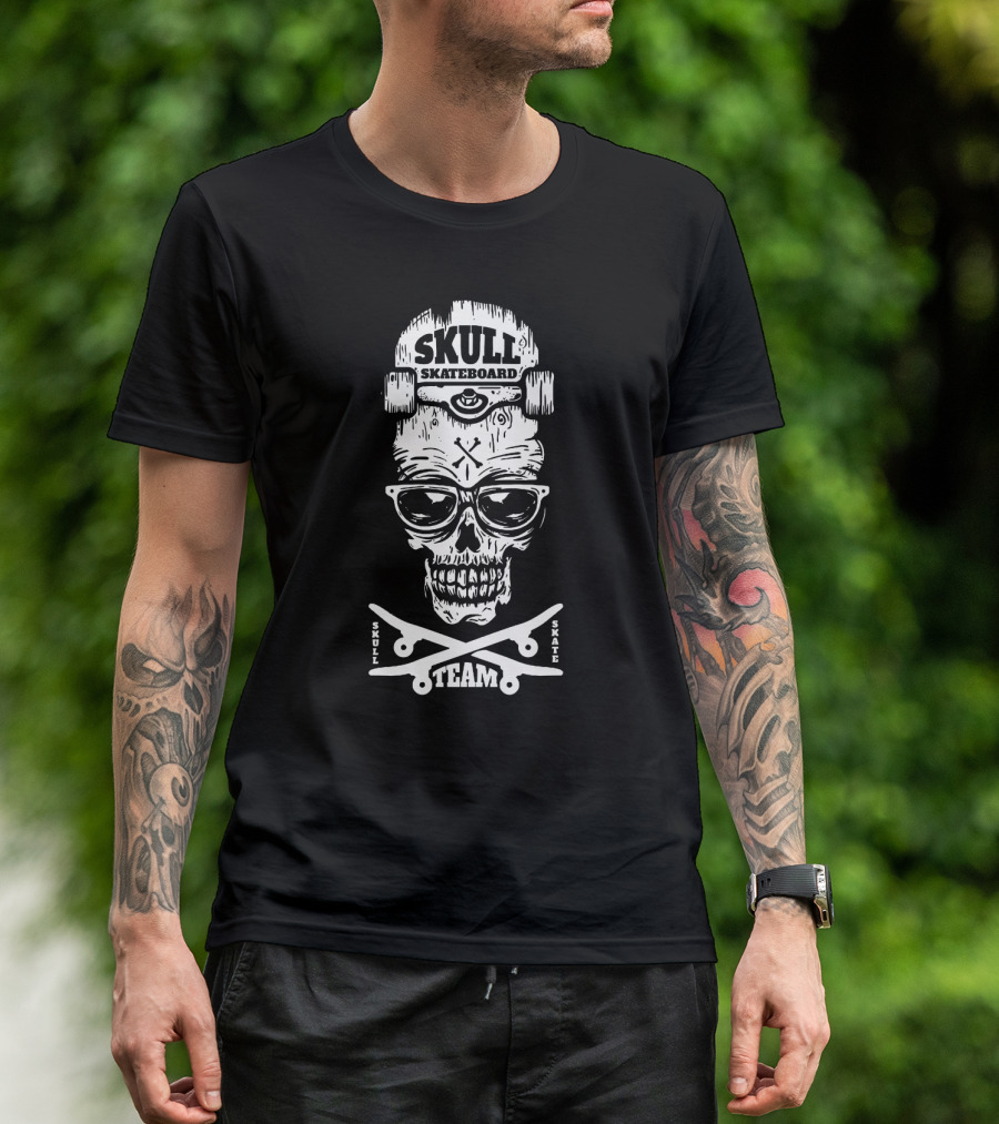 Skull Team Skateboard Halloween Skull Skate Skateboard T-Shirt