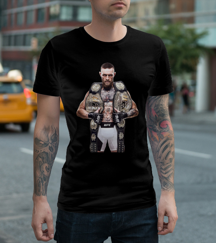 Conor McGregor Double UFC Champion EA Sports UFC 3 Cover UFC 196 Victory T-Shirt