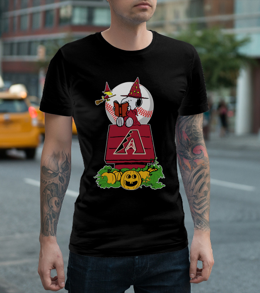 Snoopy Halloween Arizona Diamondbacks Pumpkin Scene T-Shirt