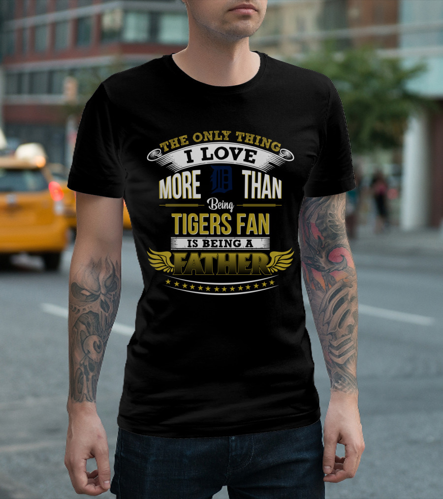 Detroit Tigers Fan Fatherhood Celebration with Iconic T-Shirt