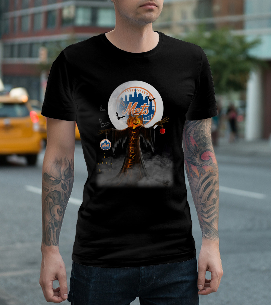 New York Mets Pumpkin Head Halloween Theme with Moon, Bats, and Spooky Castle T-Shirt