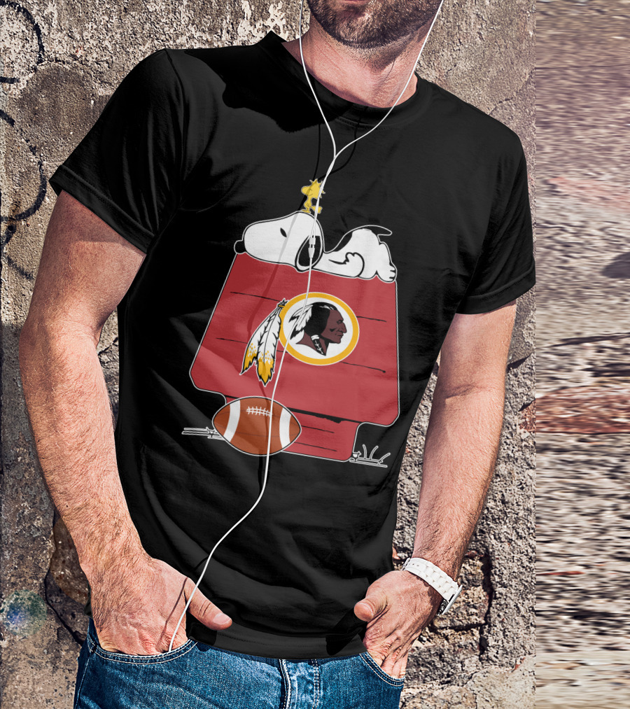 Snoopy And Woodstock With Washington Redskins Iconic Logo Football T-Shirt