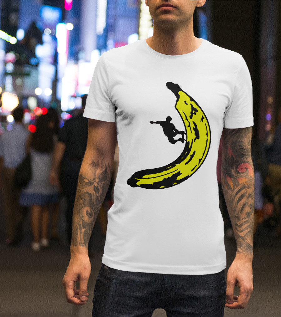 Banana Shaped Skateboard Ramp With Silhouette Skater Jumping T-Shirt