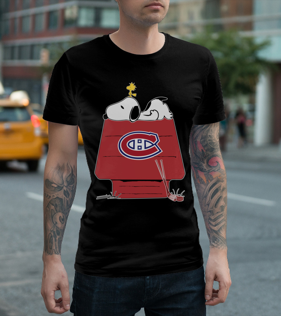 Snoopy and Woodstock with Montreal Canadiens Logo on Doghouse with Hockey Stick T-Shirt