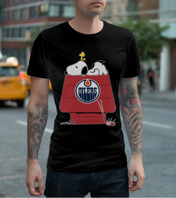 Snoopy On Doghouse With Edmonton Oilers Logo And Hockey Stick T-Shirt