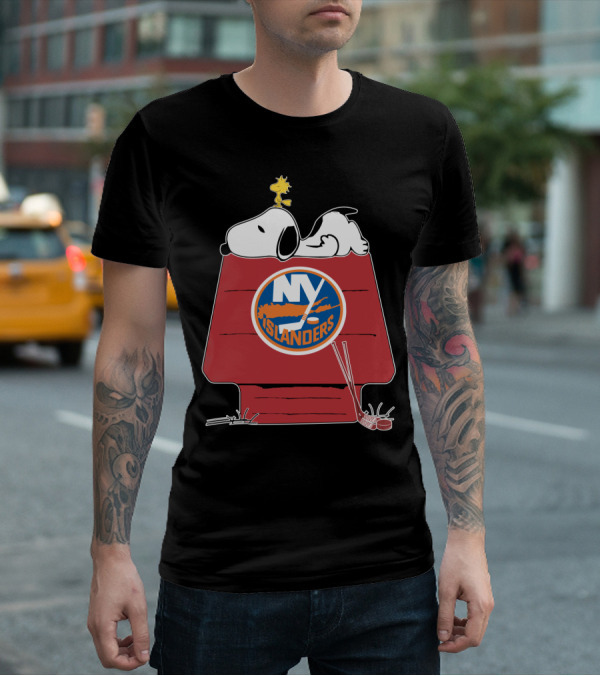 Snoopy Woodstock New York Islanders Peanuts Nhl Hockey Mashup T-Shirt