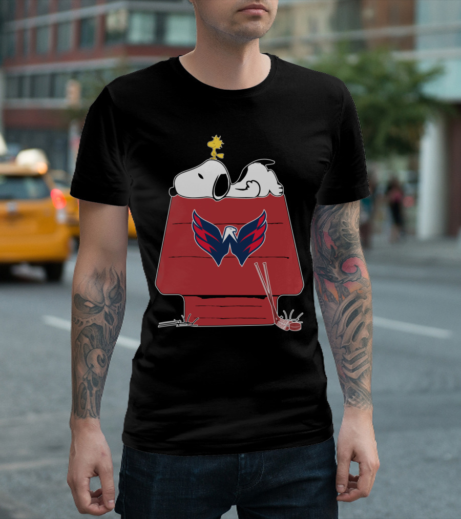 Snoopy and Woodstock with Washington Capitals Logo on Doghouse Hockey T-Shirt