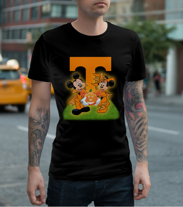 Tennessee Volunteers Halloween Mickey And Minnie Football T-Shirt