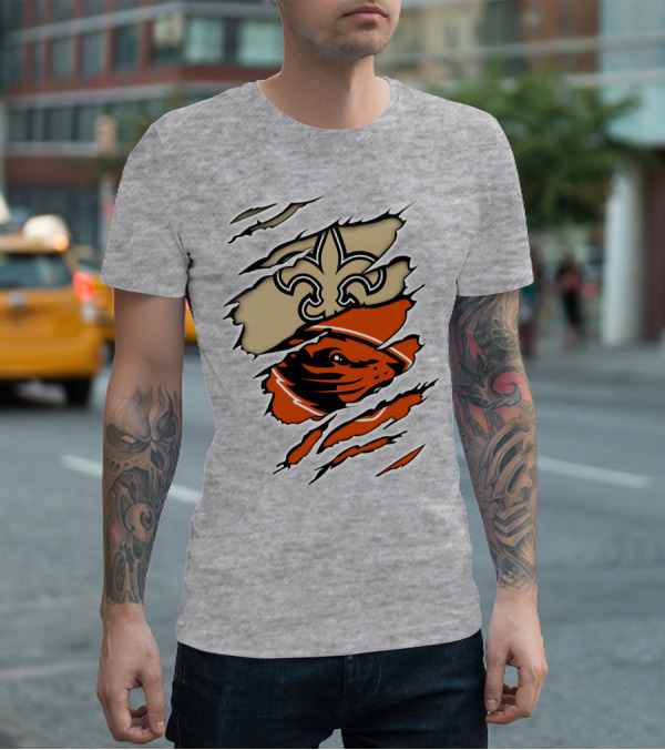 Saints Fleur-de-lis And Beavers Mascot Ripped T-Shirt