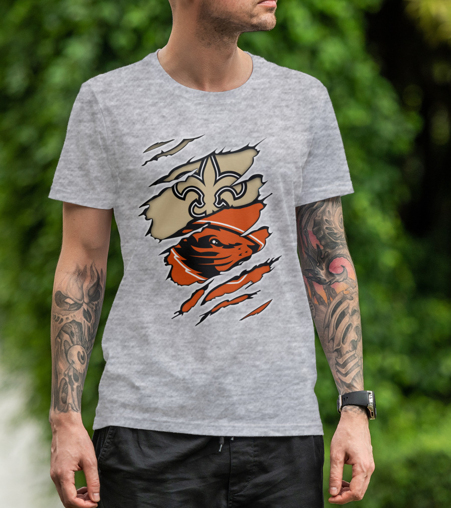 Saints Fleur-de-lis And Beavers Mascot Ripped T-Shirt