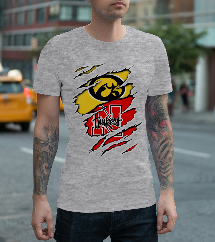 Hawkeyes Huskers Iowa Nebraska Clash T-Shirt