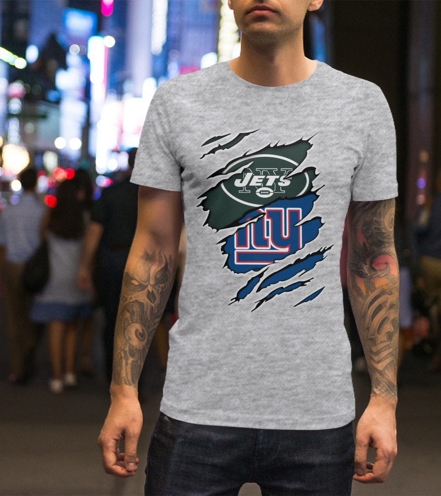 Jets Giants Logo Ripped T-Shirt