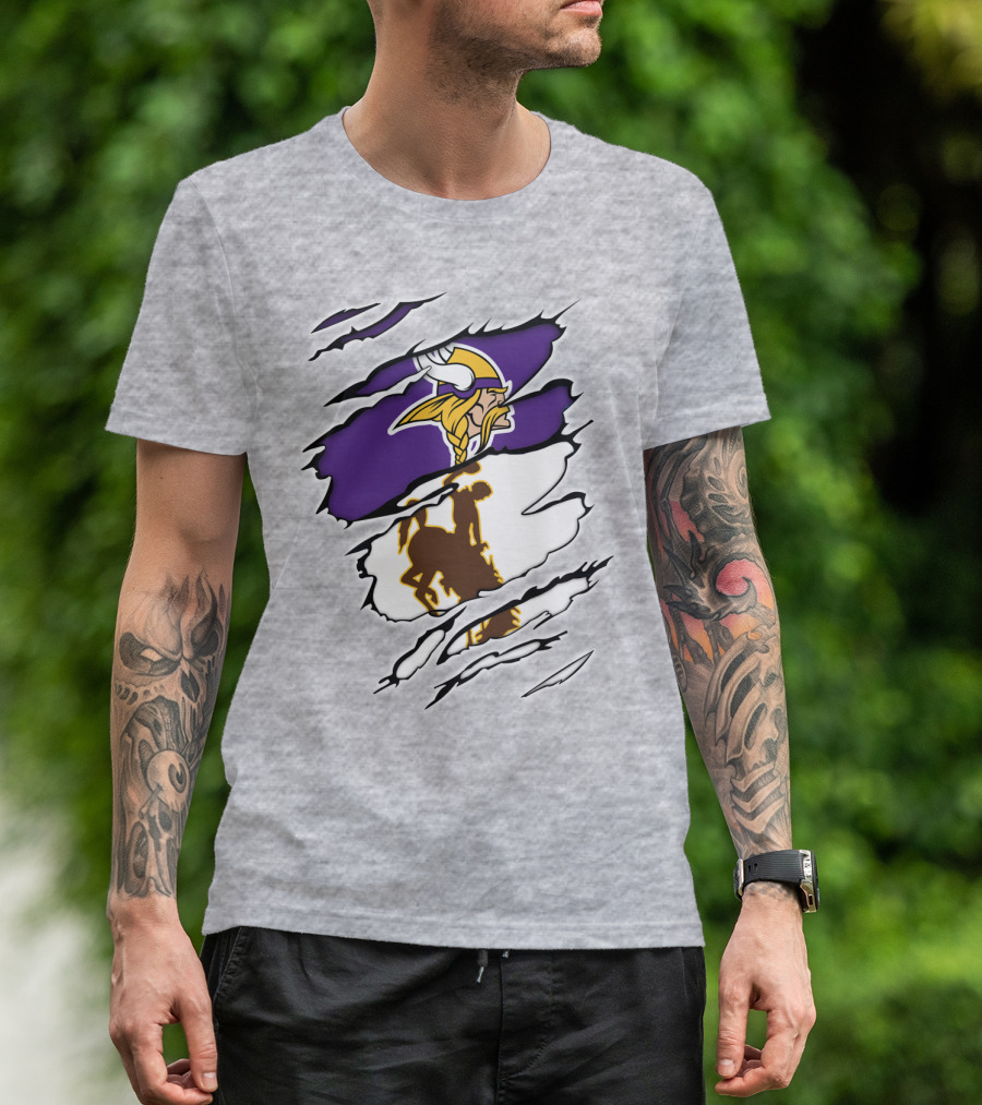 Vikings Wyoming Cowboy Ripped T-Shirt