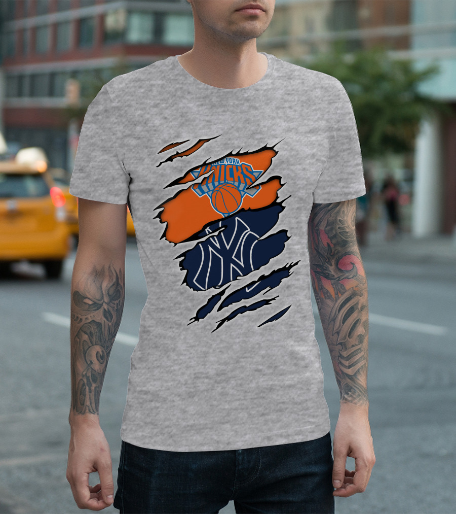 New York Knicks Yankees Split T-Shirt