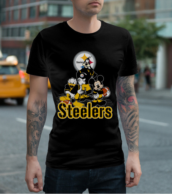 Steelers Mickey Donald Goofy Football Team Friendship T-Shirt