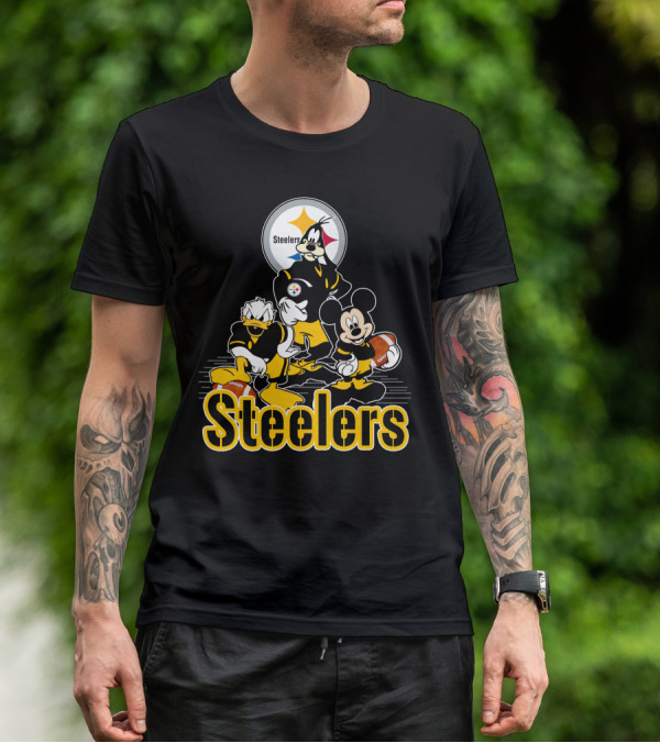 Steelers Mickey Donald Goofy Football Team Friendship T-Shirt