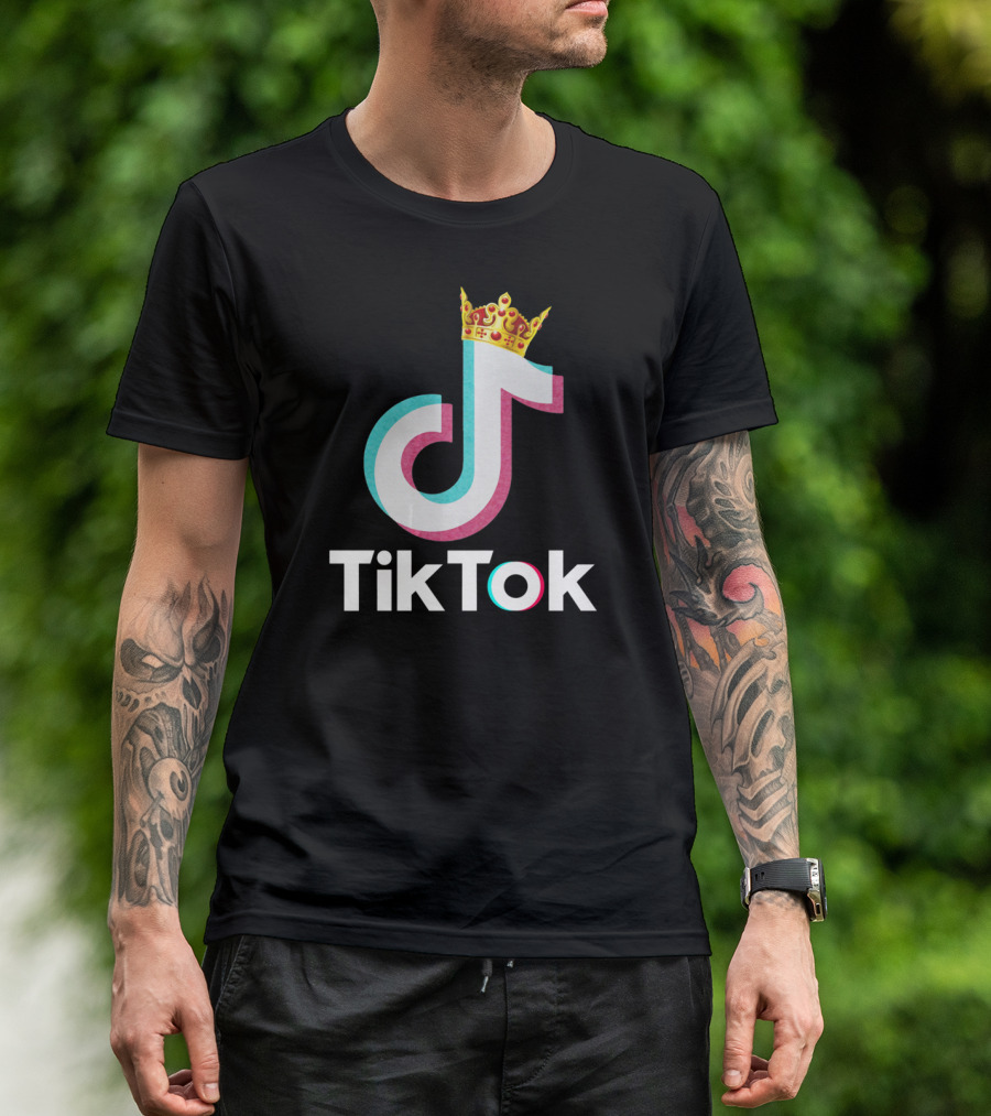 Funny TikTok Dancing Musician DJ Love With Crown T-Shirt