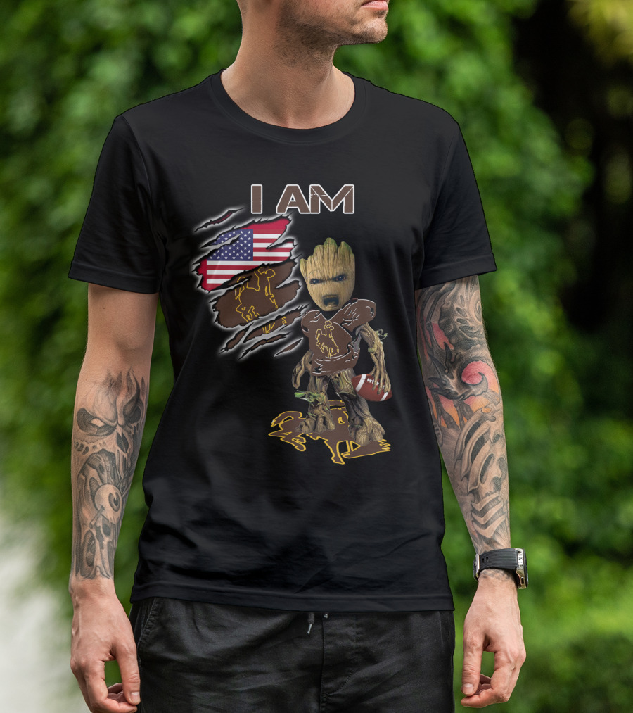 I Am Wyoming Baby Groot American Flag Cowboy Football Player T-Shirt