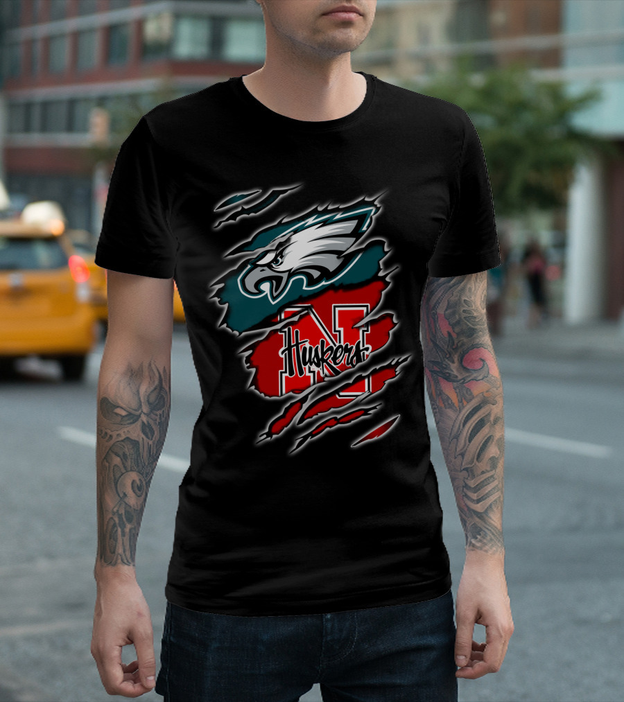 Eagles Huskers Philadelphia Nebraska Football Mashup T-Shirt