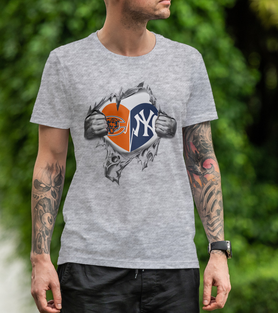 Chicago Bears New York Yankees Split Heart Rip T-Shirt