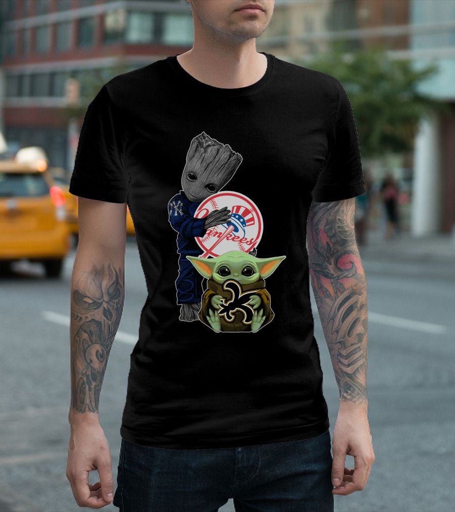 Yankees Groot Baby Yoda Saints Fleur-De-Lis T-Shirt