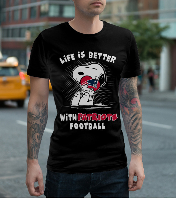Life Is Better With Patriots Football Snoopy Hugging Helmet T-Shirt