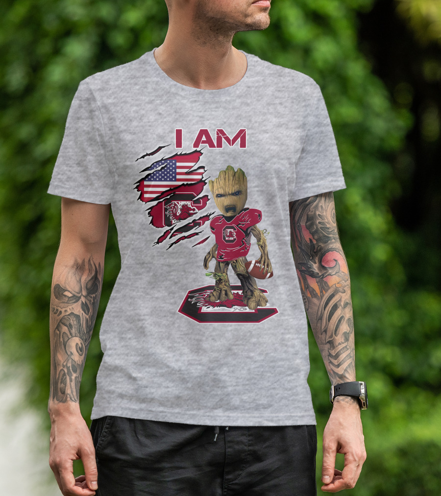 I Am Gamecocks Baby Groot Football American Flag T-Shirt