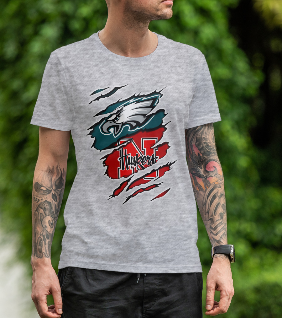 Philadelphia Eagles And Nebraska Cornhuskers Fans Rip And Tear T-Shirt