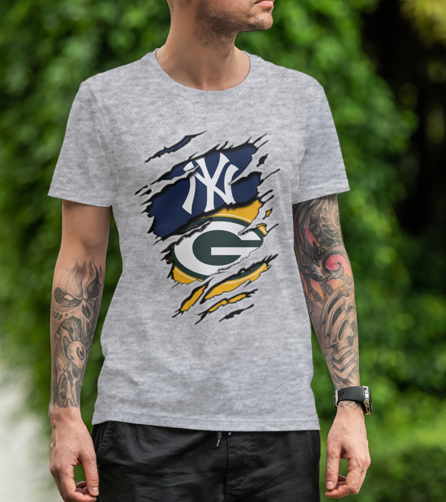 Yankees Packers Dual Fan Pride Tearaway T-Shirt