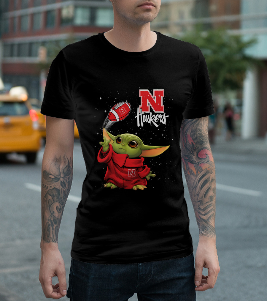 Baby Yoda Nebraska Cornhuskers N Huskers Football Throw T-Shirt