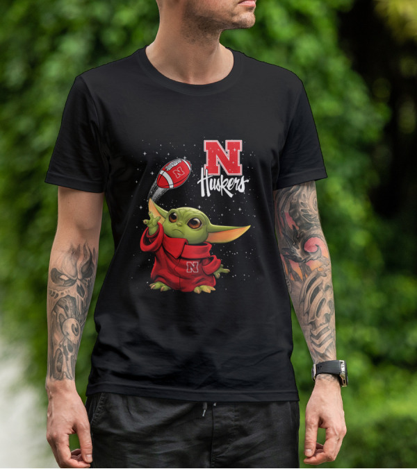 Baby Yoda Nebraska Cornhuskers N Huskers Football Throw T-Shirt