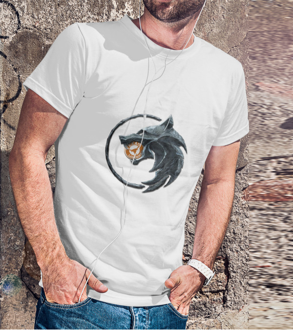 The Witcher Geralt Wolf Medallion Kaer Morhen School Crest T-Shirt