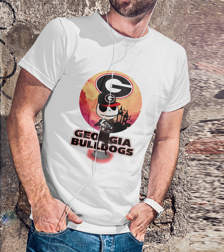 Georgia Bulldogs Skull And Football Scene With Gothic Castle T-Shirt