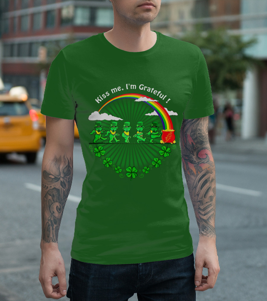 Kiss Me I'm Grateful Rainbow Leprechauns And Shamrock Parade T-Shirt