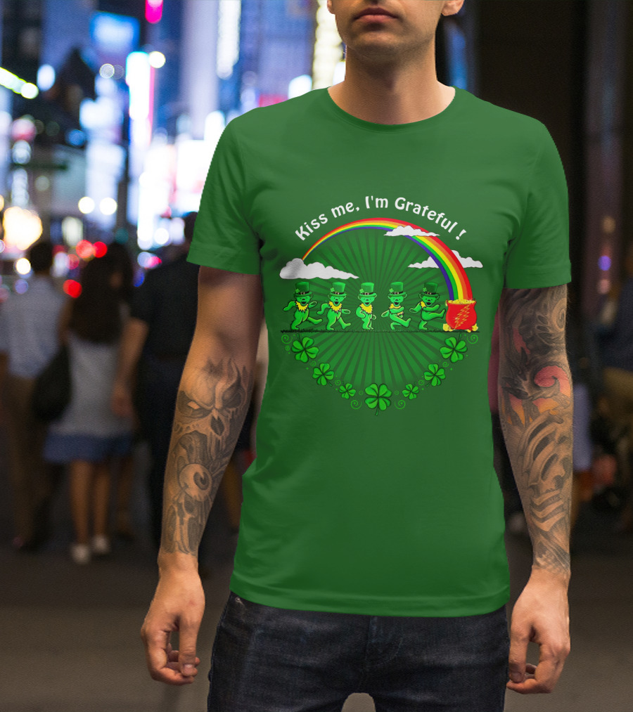 Kiss Me I'm Grateful Rainbow Leprechauns And Shamrock Parade T-Shirt