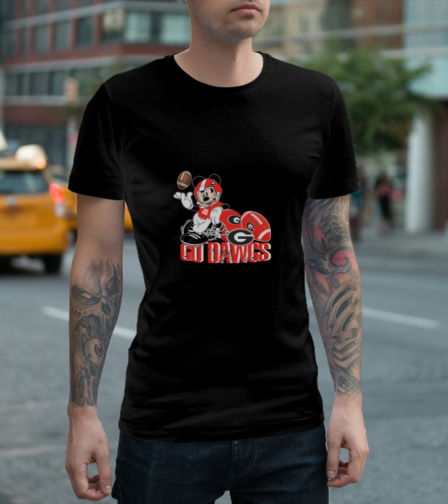 Chtnca8009 Go Dawgs Football Georgia Bulldogs Mickey Mouse T-Shirt