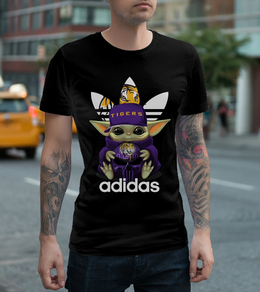 Yoda LSU Tigers Logo With Baby Yoda In Hat T-Shirt